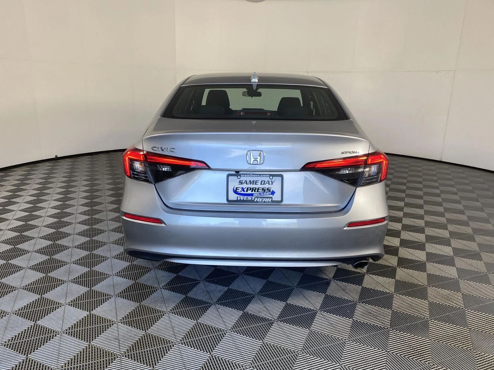 Used 2024 Lunar Silver Metallic Honda Sport image 6