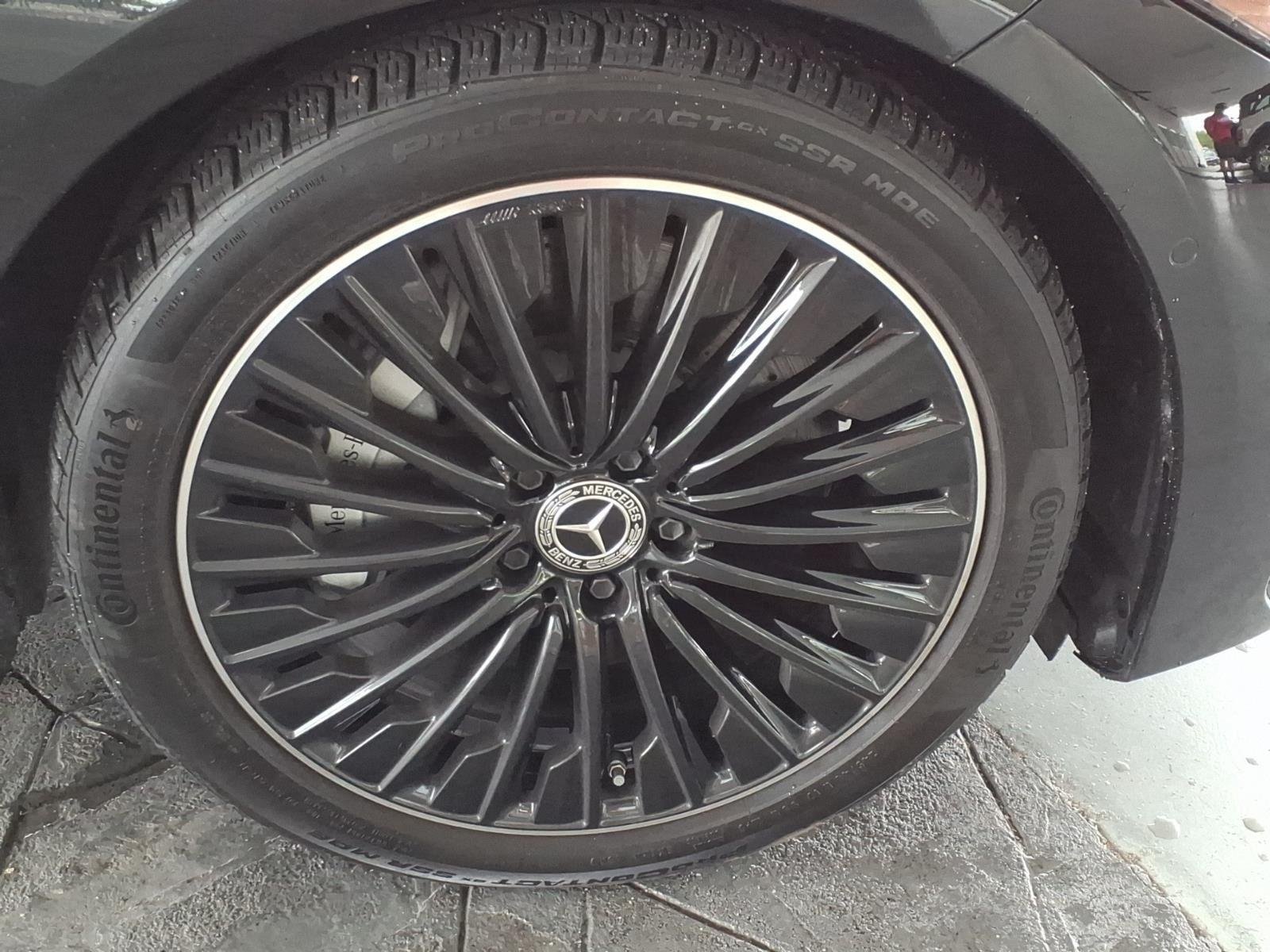 Used 2024 Black Mercedes-Benz CLE 450 image 13