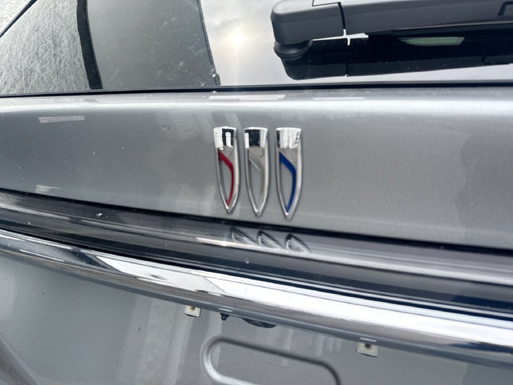 New 2026 Moonstone Gray Metallic Buick Avenir image 28