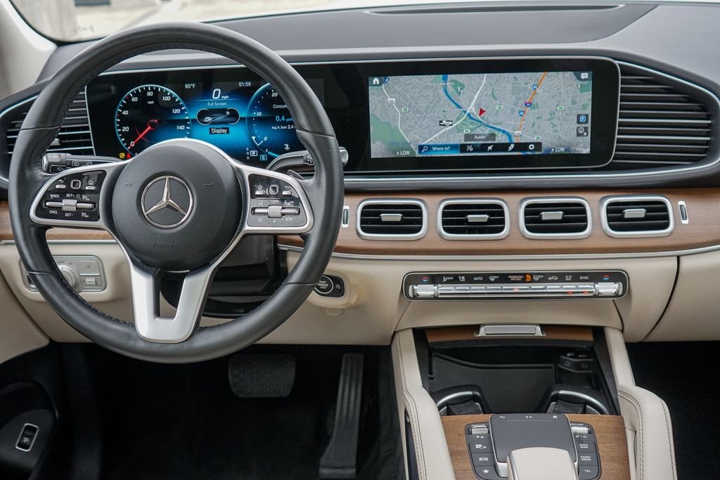 Used 2022 White Mercedes-Benz GLE 350 image 30