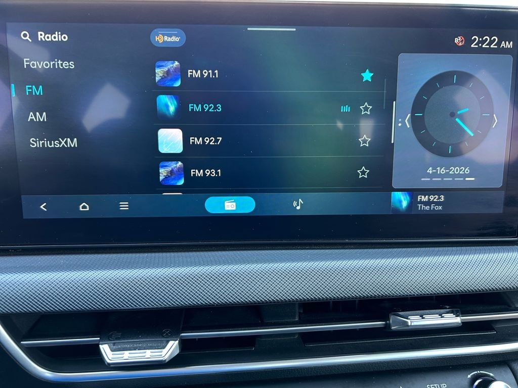 Used 2025 Gray Hyundai SEL image 11