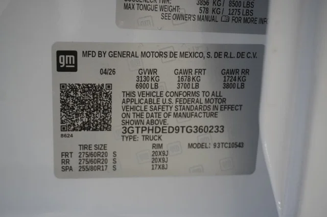 New 2026 Summit White GMC SLT image 41