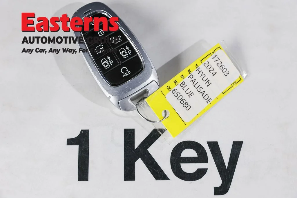 Used 2024 White Hyundai Calligraphy image 29