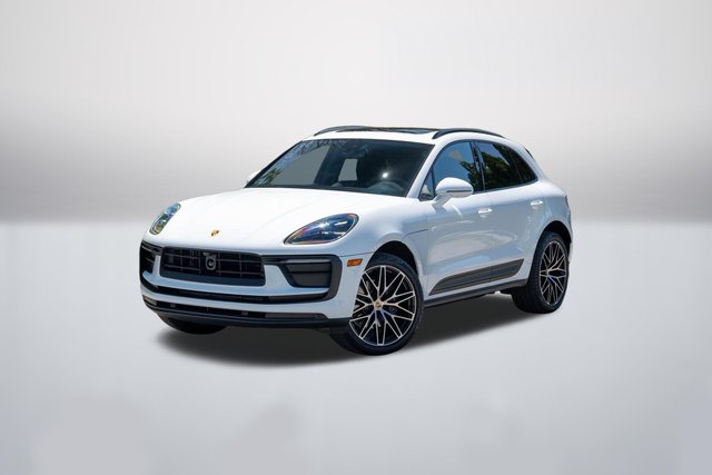2026 Porsche Macan Base