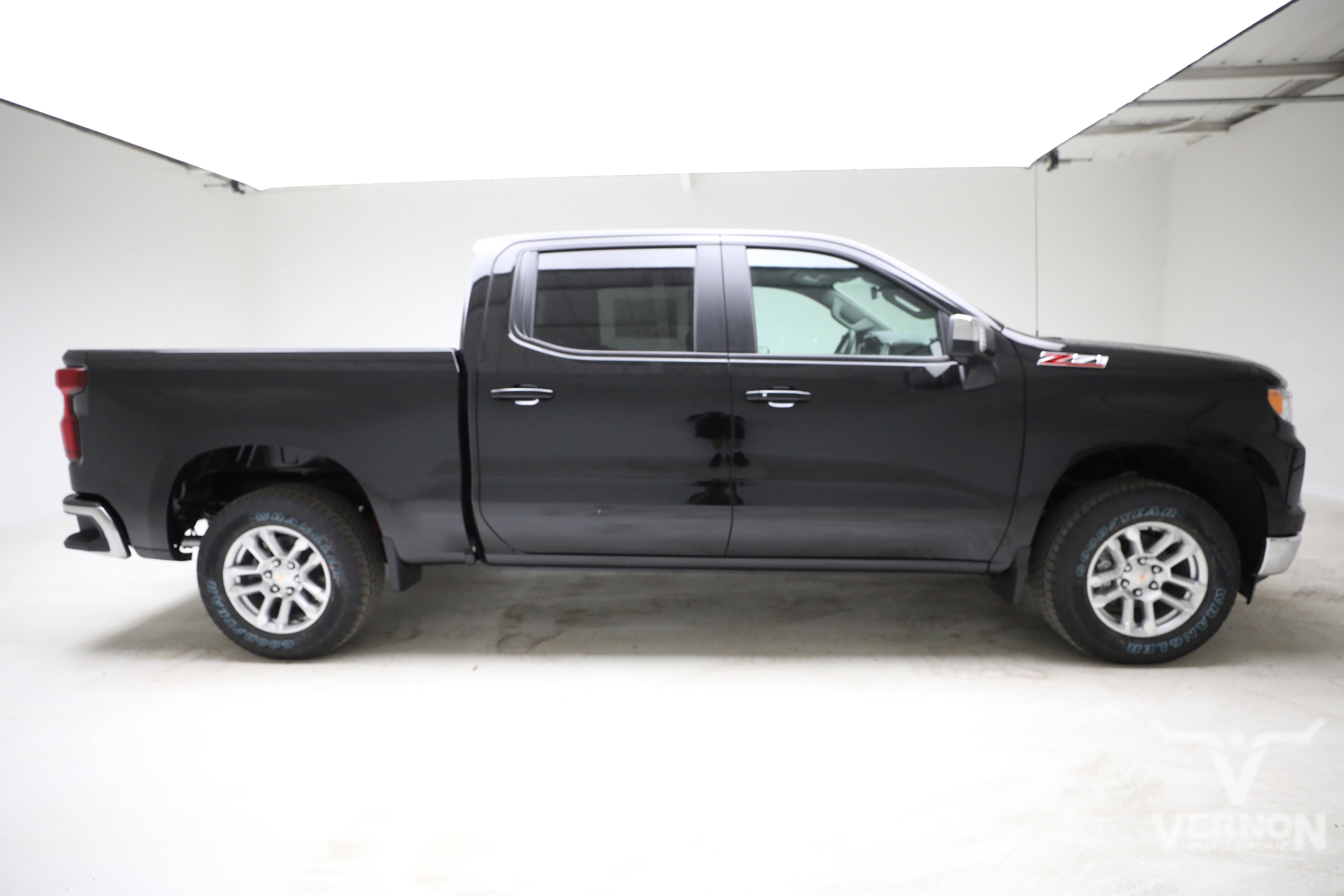New 2026 Black Chevrolet N image 6