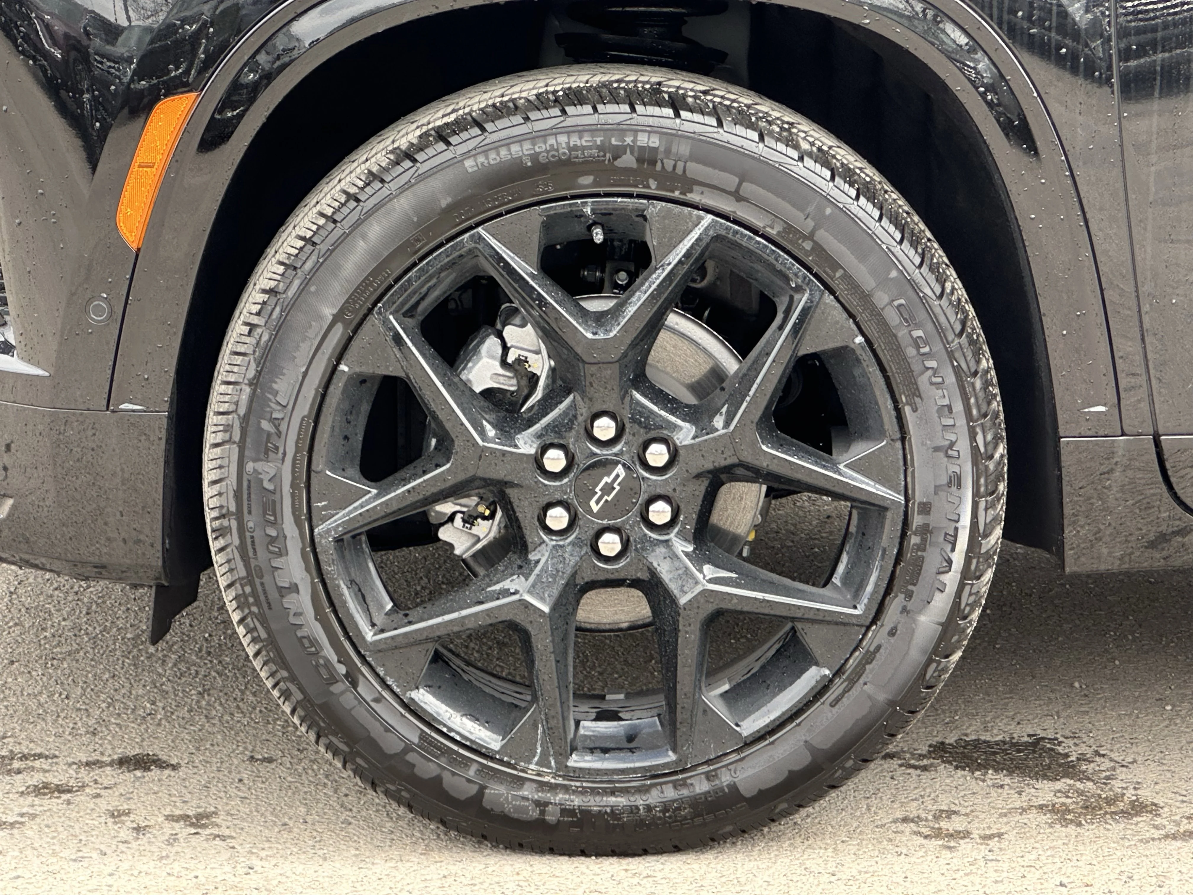 New 2026 Mosaic Black Metallic Chevrolet RS image 6