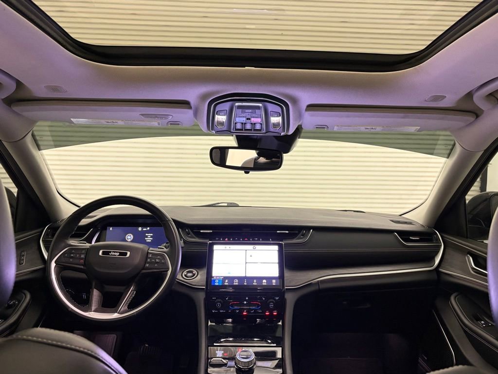 Used 2021 White Jeep Limited 4x4 image 43