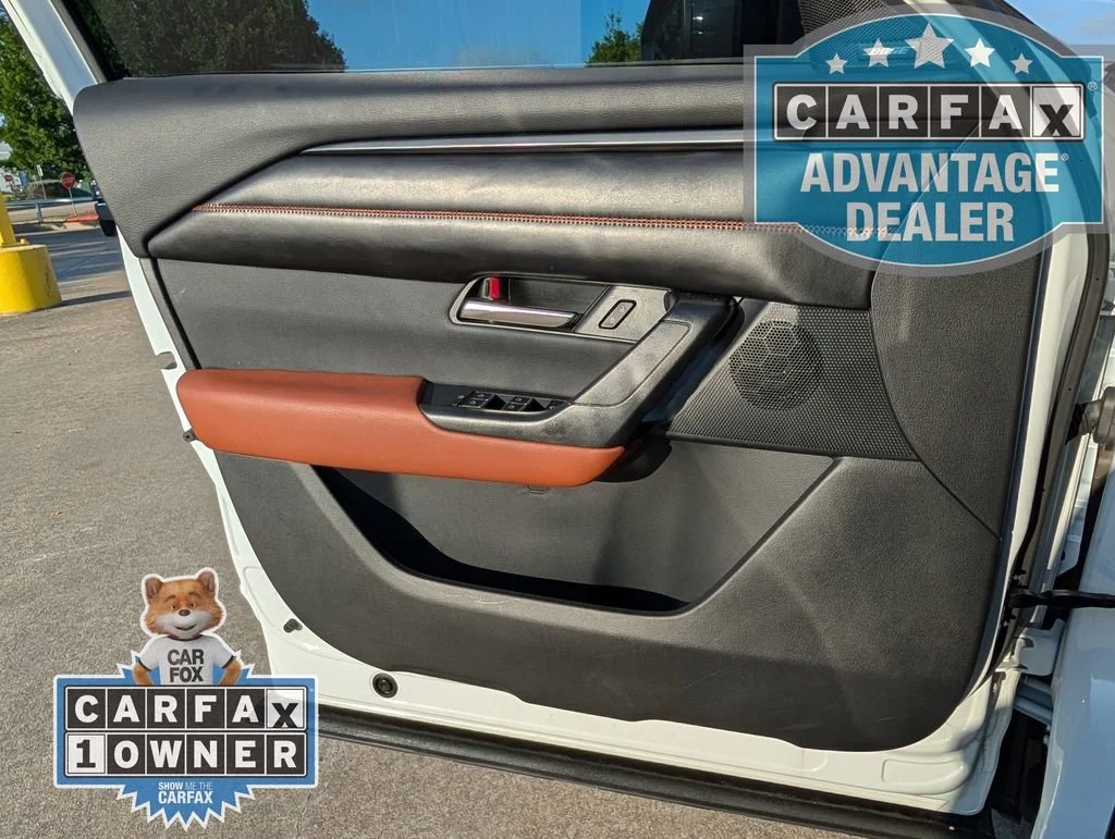 Used 2025 White/off-white Mazda 2.5 Turbo Premium Plus Package image 16