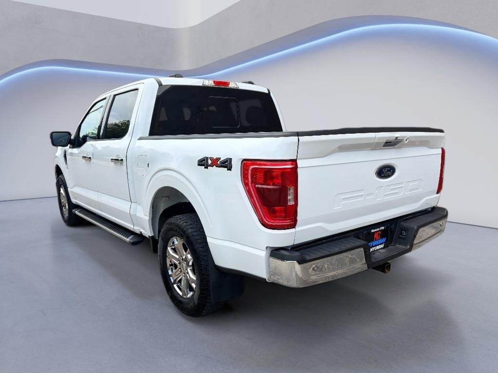 Used 2022 Oxford White Ford XLT image 3