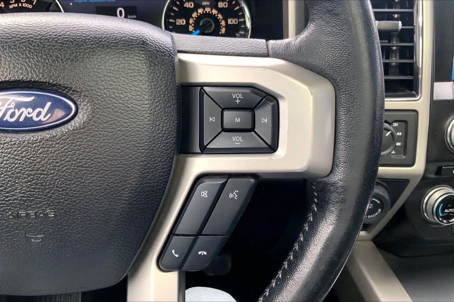 Used 2017 Oxford White Ford Lariat image 24