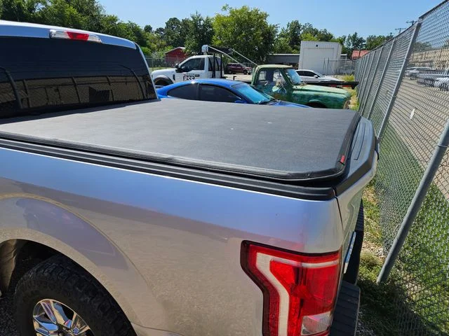 Used 2016 Ingot Silver Ford XLT image 4