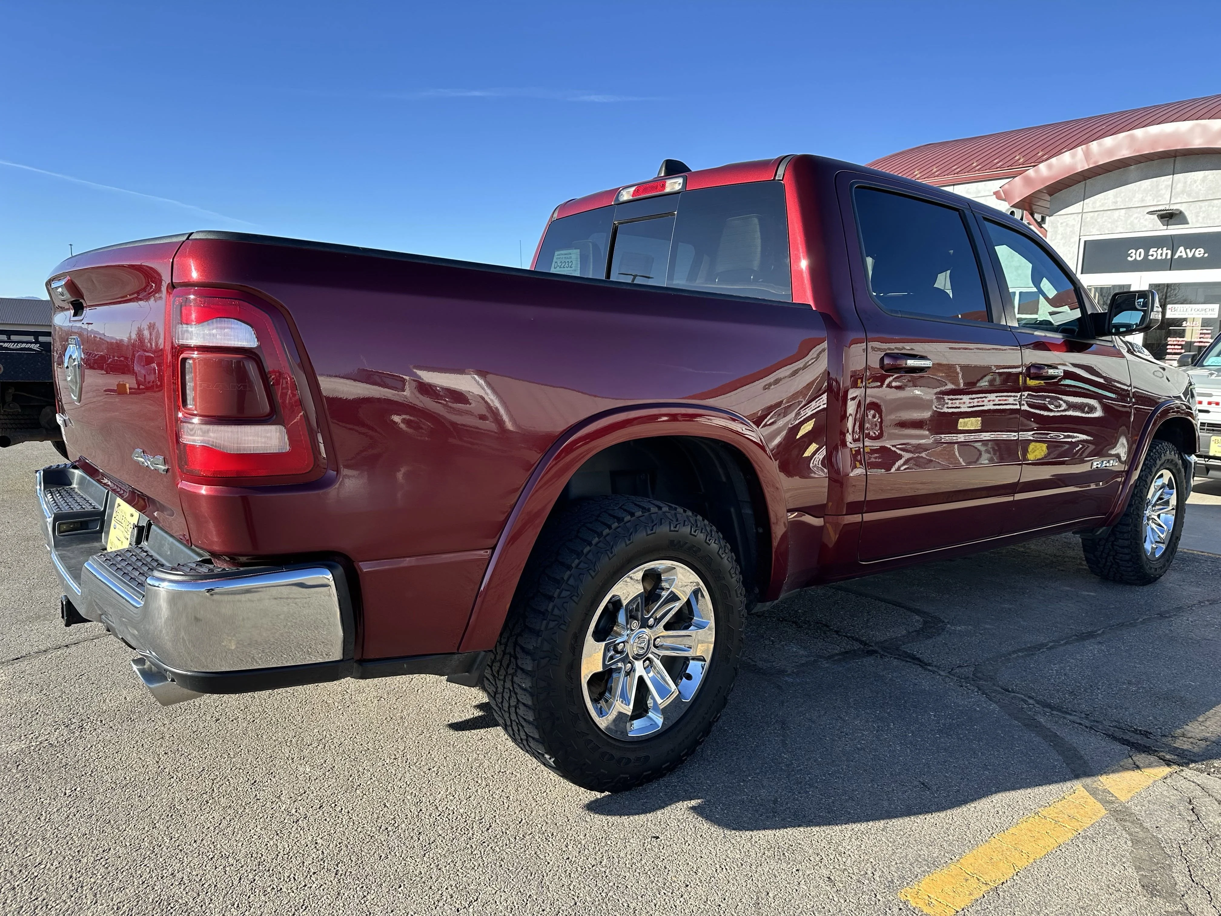 Used 2021 Delmonico Red Pearlcoat Ram Laramie image 7