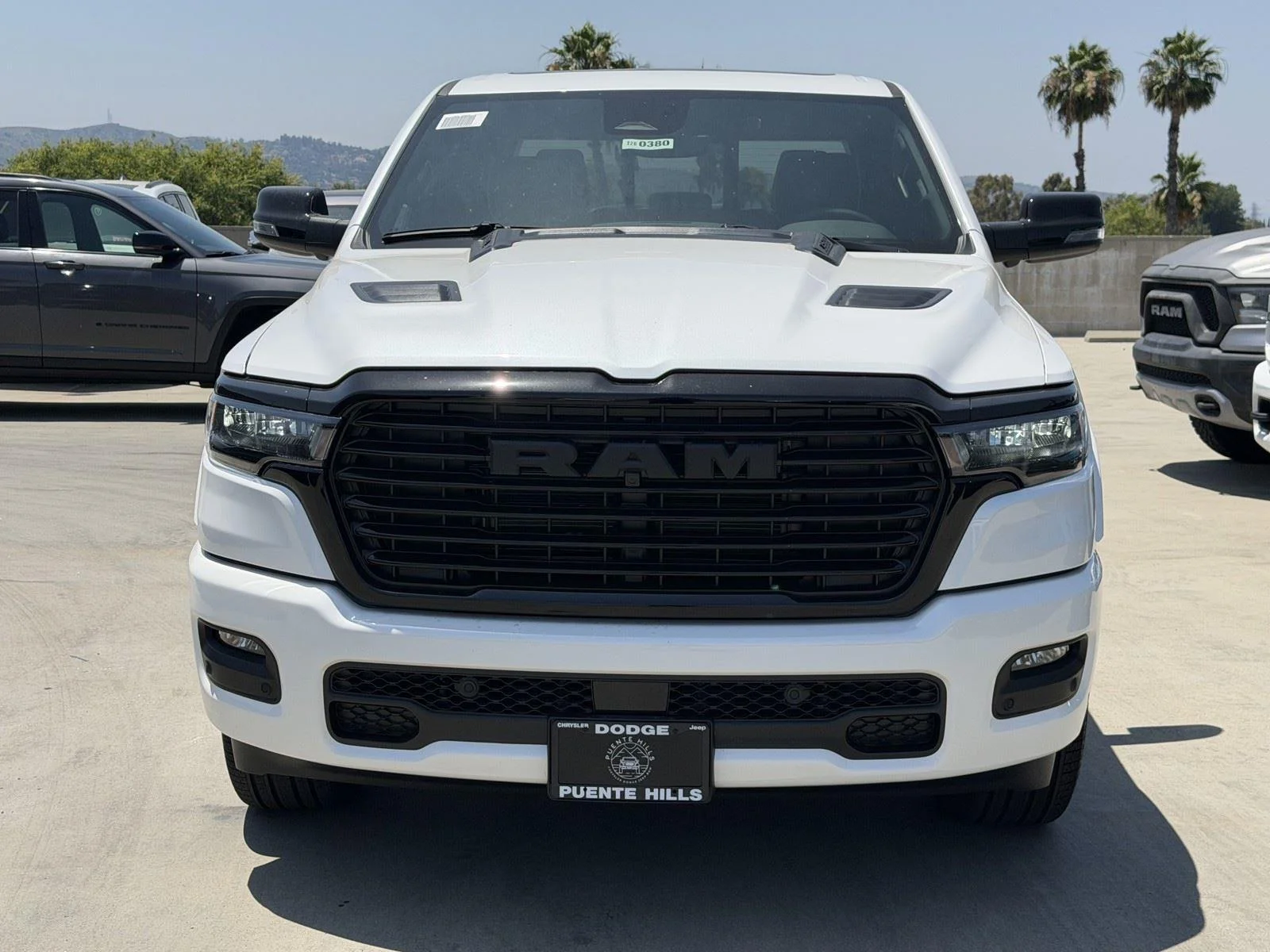 New 2026 Ivory White Tri-Coat Pearl-Coat Exterior Paint RAM Laramie image 2