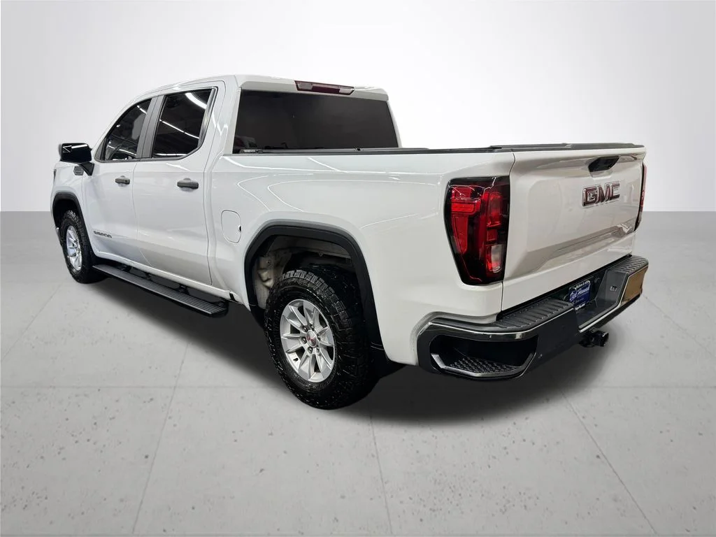 Used 2023 White GMC Pro image 4