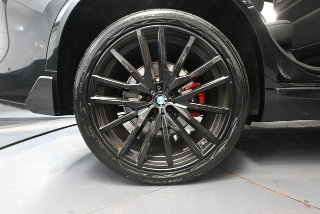 2022 BMW X5 M50i - Photo 16