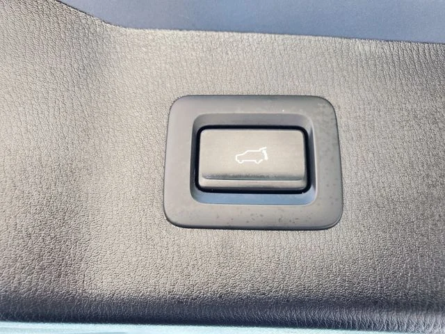 Used 2025 Gray Mazda 2.5 S Carbon Edition image 8