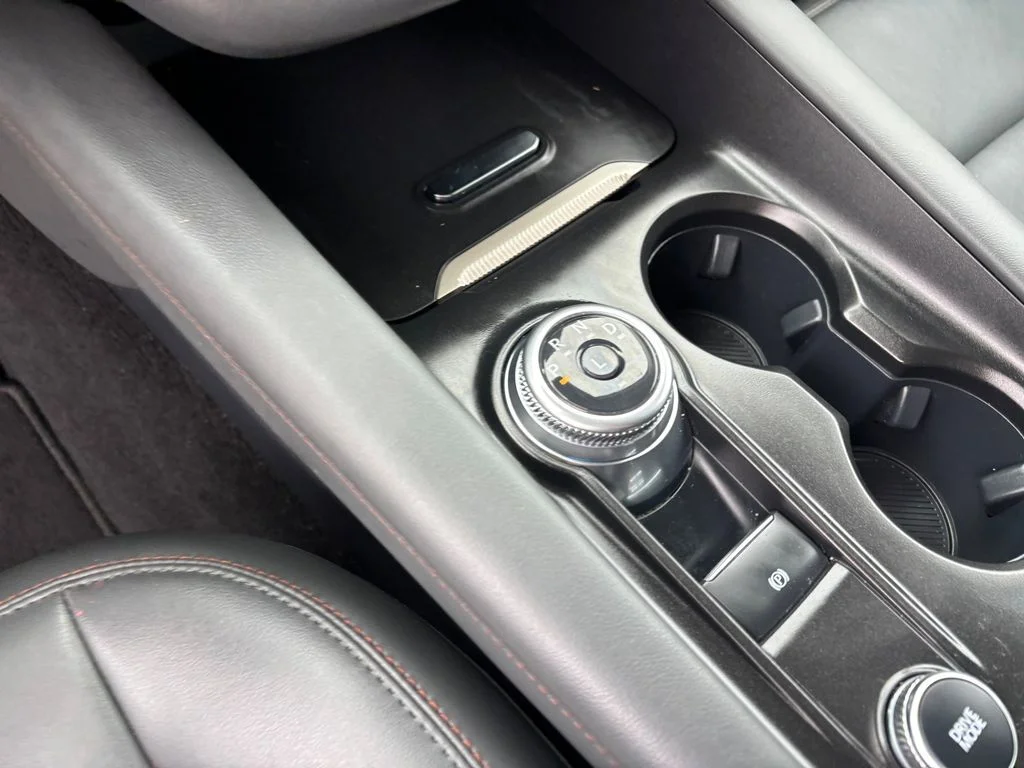 Used 2025 Gray Ford Active image 17