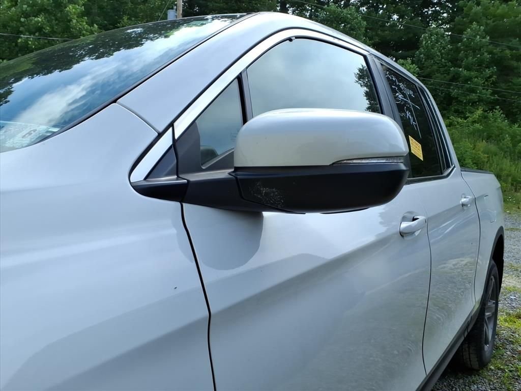 Used 2023 White Honda RTL image 7