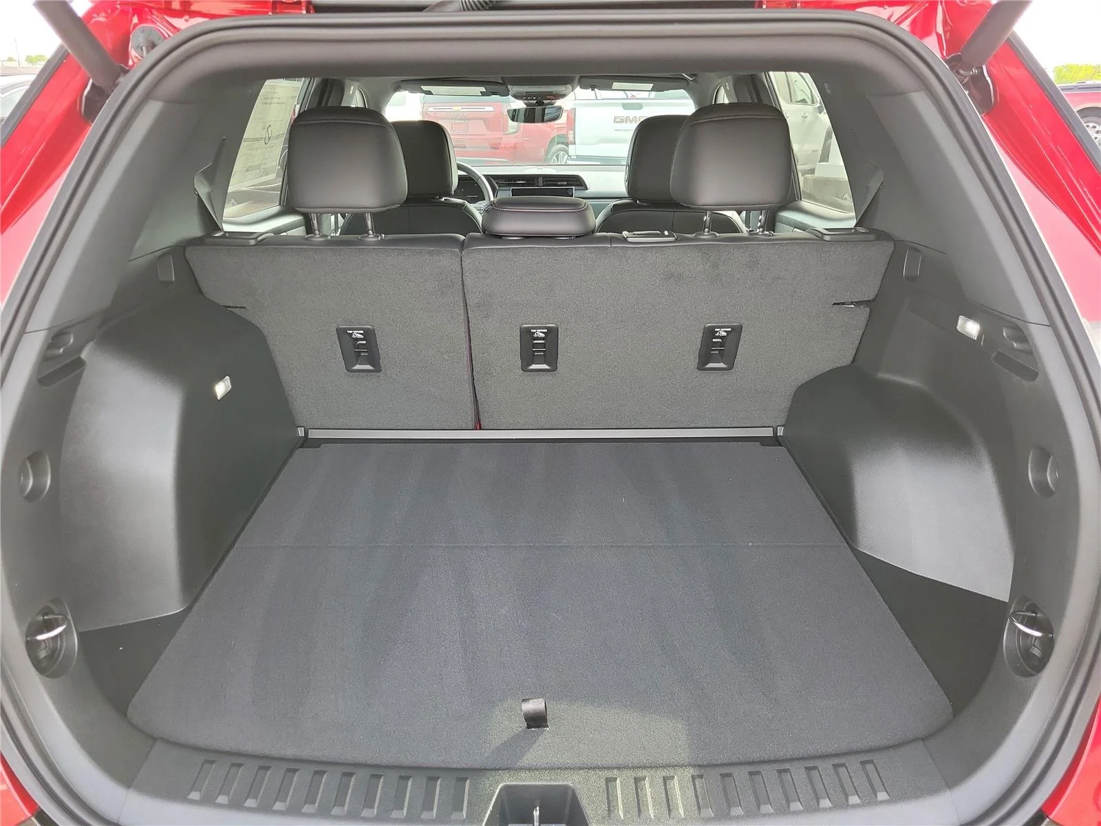 2026 GMC Terrain AT4 - Photo 9