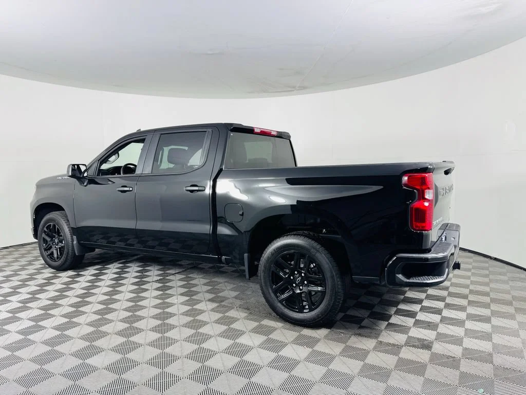 Used 2026 Black Chevrolet Custom image 19