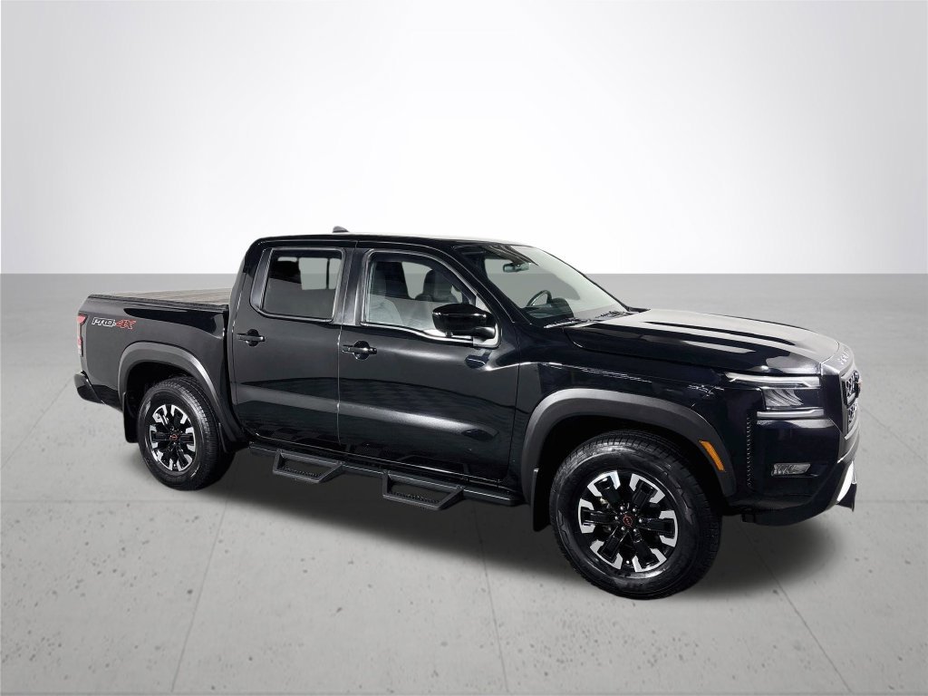 Used 2022 Super Black Nissan PRO-4X image 4