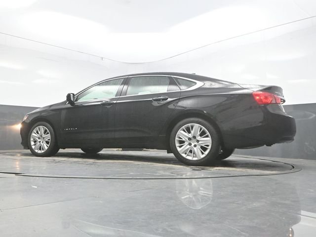 Used 2017 Black Chevrolet LS image 32