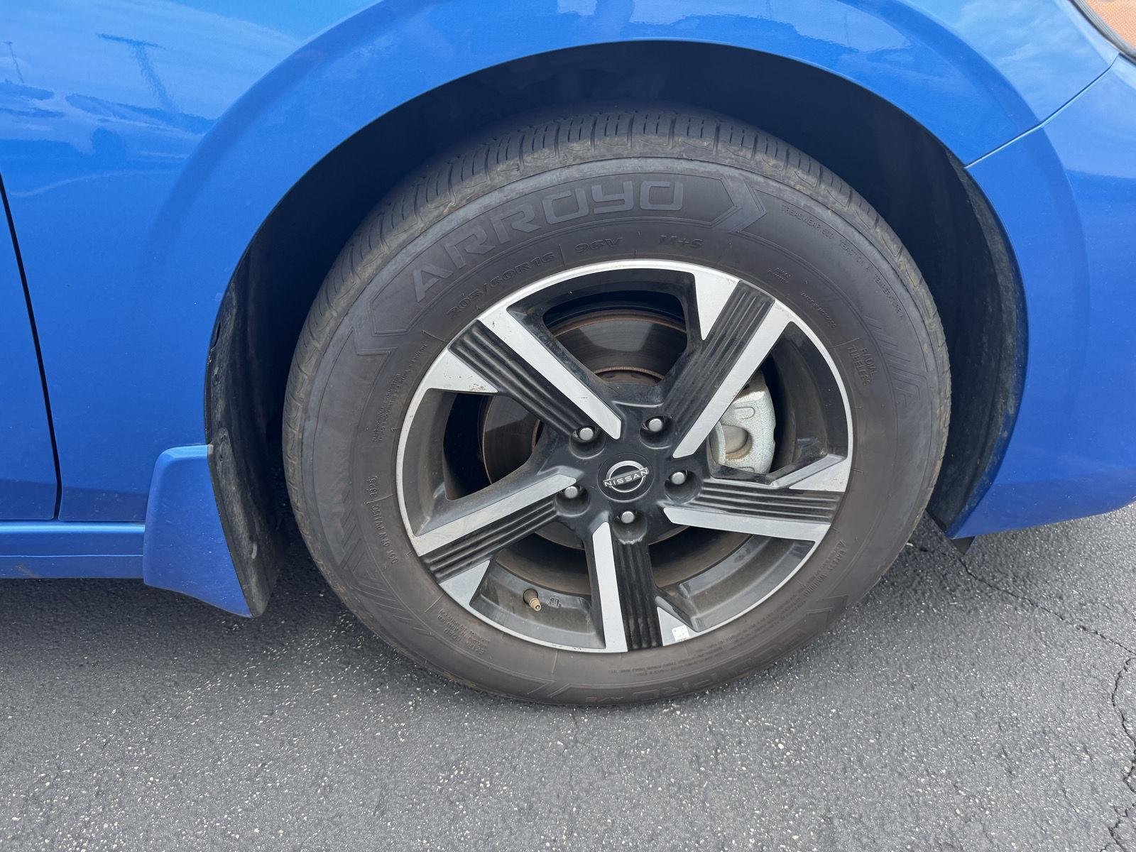 Used 2025 Electric Blue Metallic Nissan SV image 9