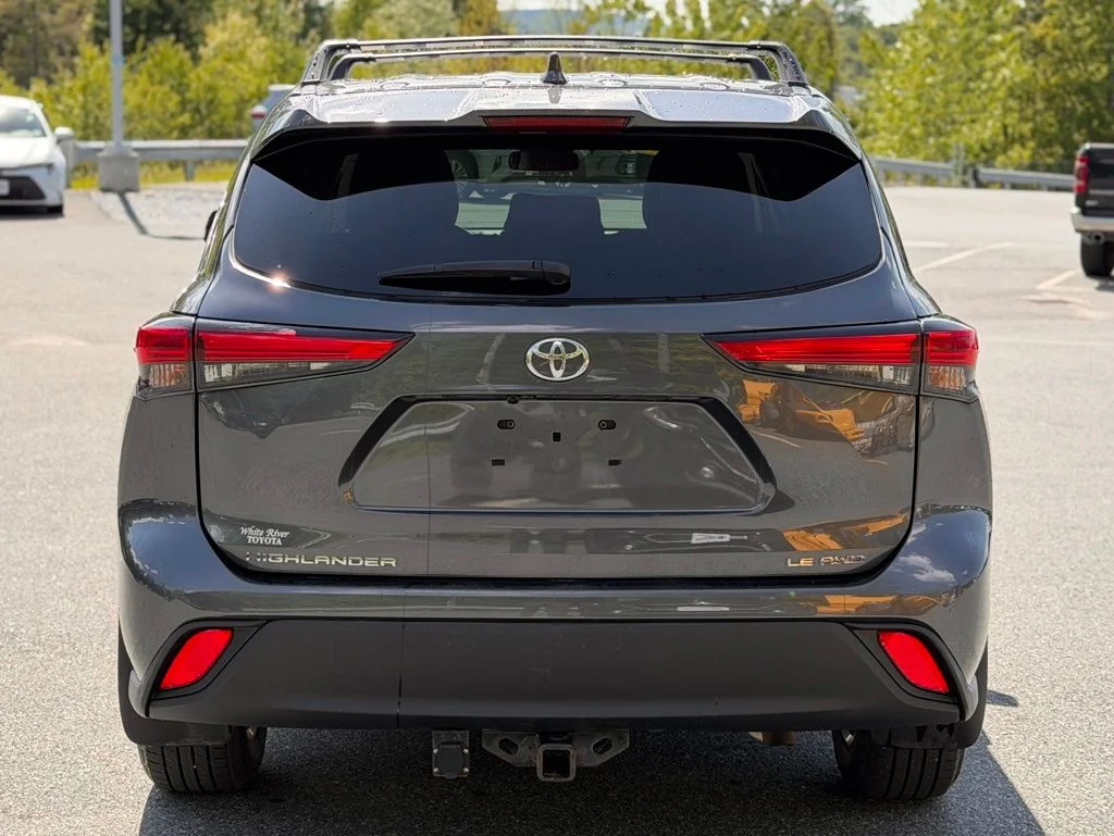 Used 2021 Gray Toyota LE image 4