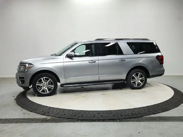 Used 2022 Silver Ford Limited image 4