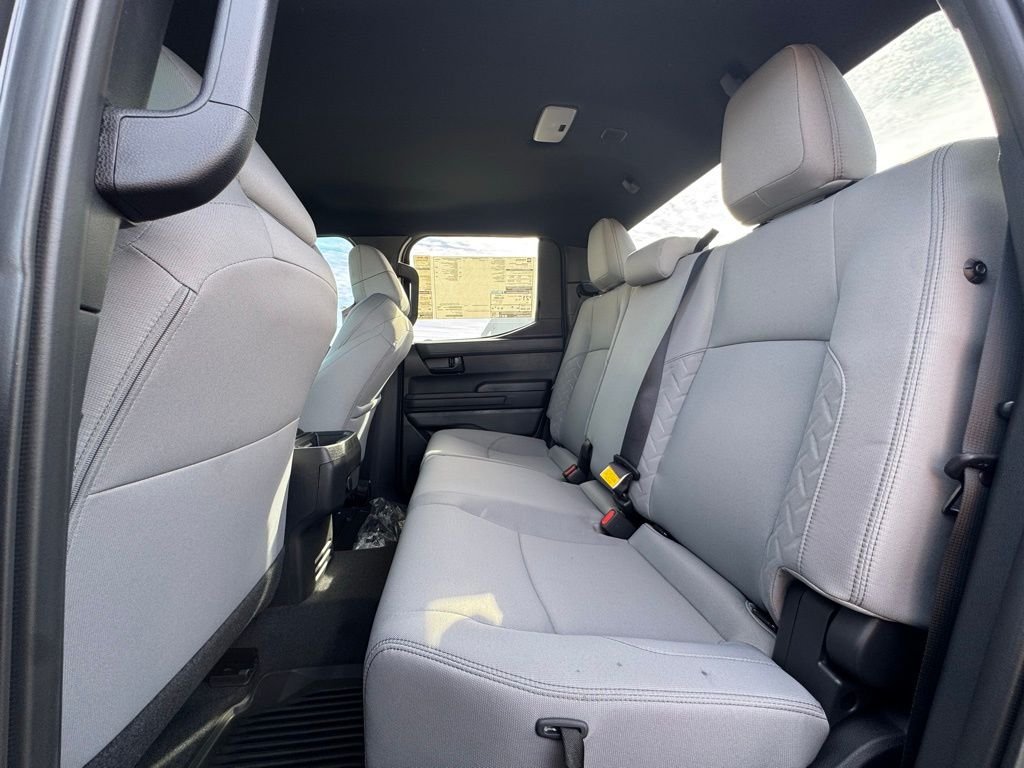 2025 Toyota Tacoma SR5 - Photo 19