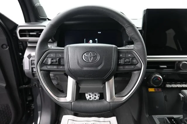 Used 2025 Underground Toyota SR5 image 14