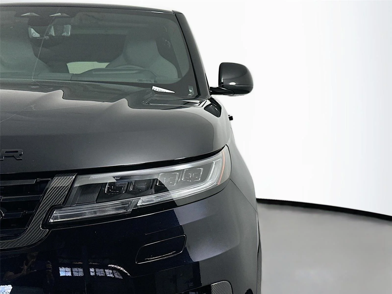 Used 2025 Blue (Dark) Land Rover SV Edition Two image 7