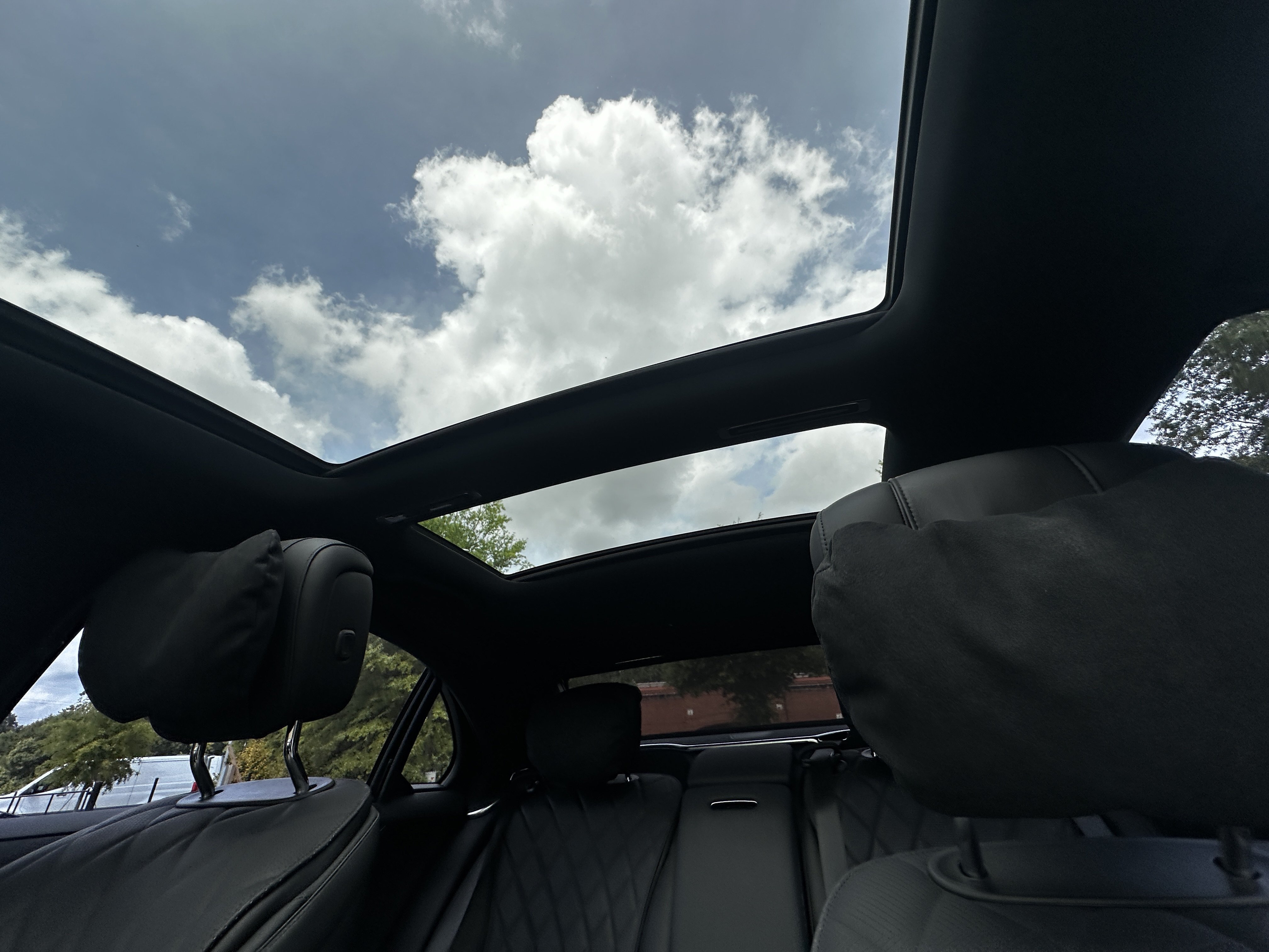 Certified Used 2023 Gray Mercedes-Benz S 580e image 35