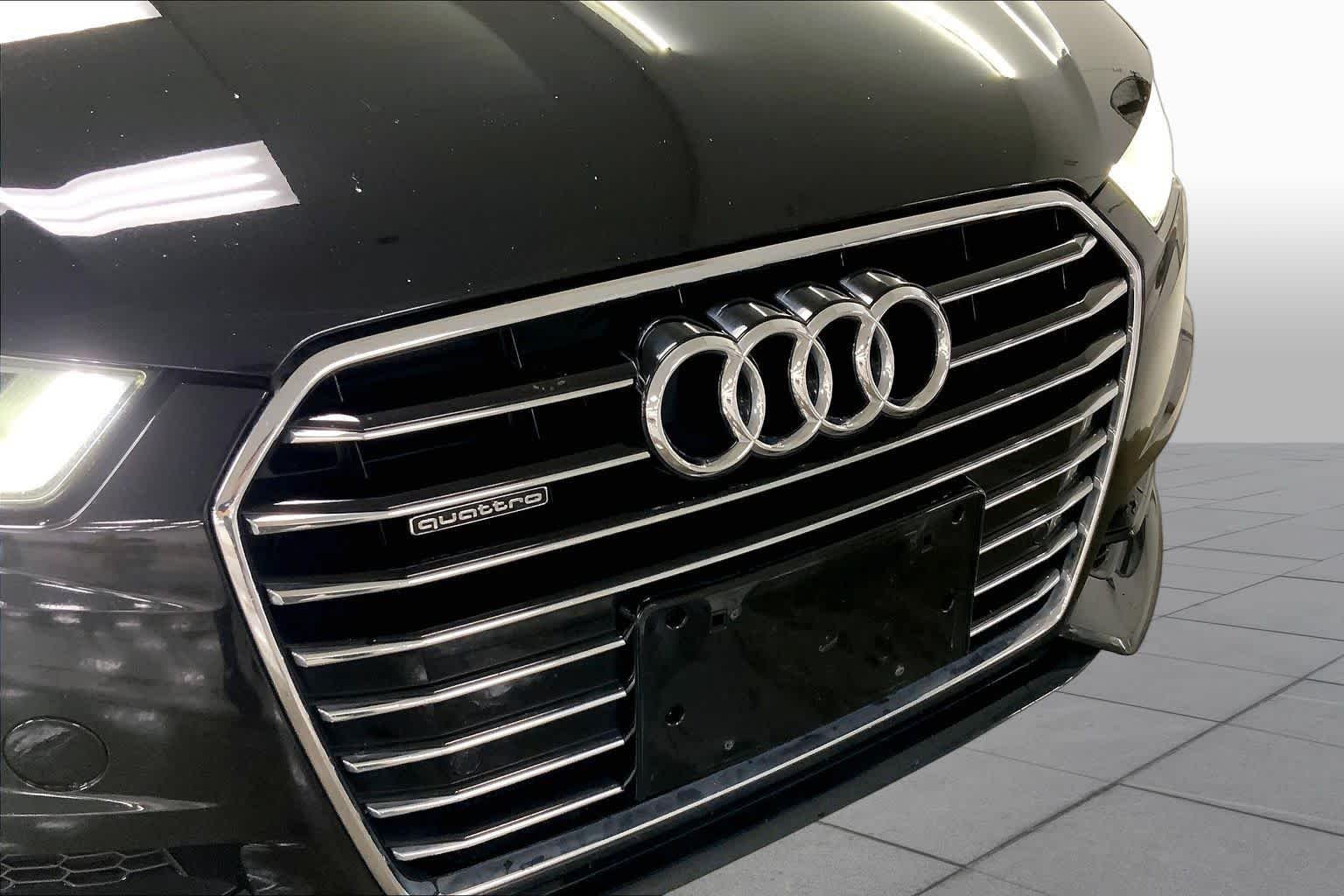 Used 2017 Mythos Black Metallic Audi Premium image 32