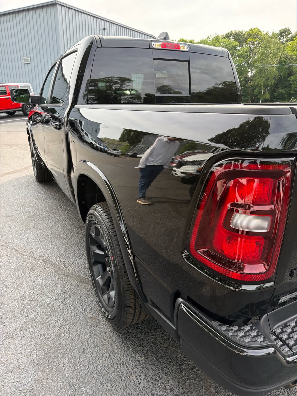 New 2026 Diamond Black Crystal Pearl-Coat Exterior Paint RAM Big Horn image 16