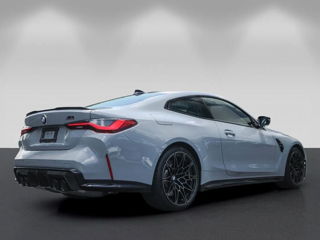 Used 2022 Brooklyn Gray Metallic BMW Competition image 3