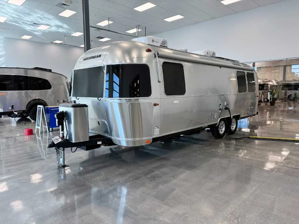 New 2026 SILVER AIRSTREAM  image 4