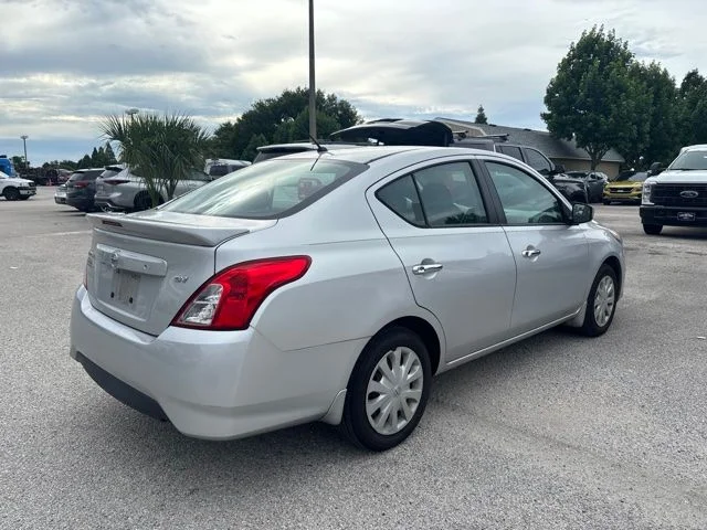 Used 2019 Silver Nissan 1.6 SV image 5