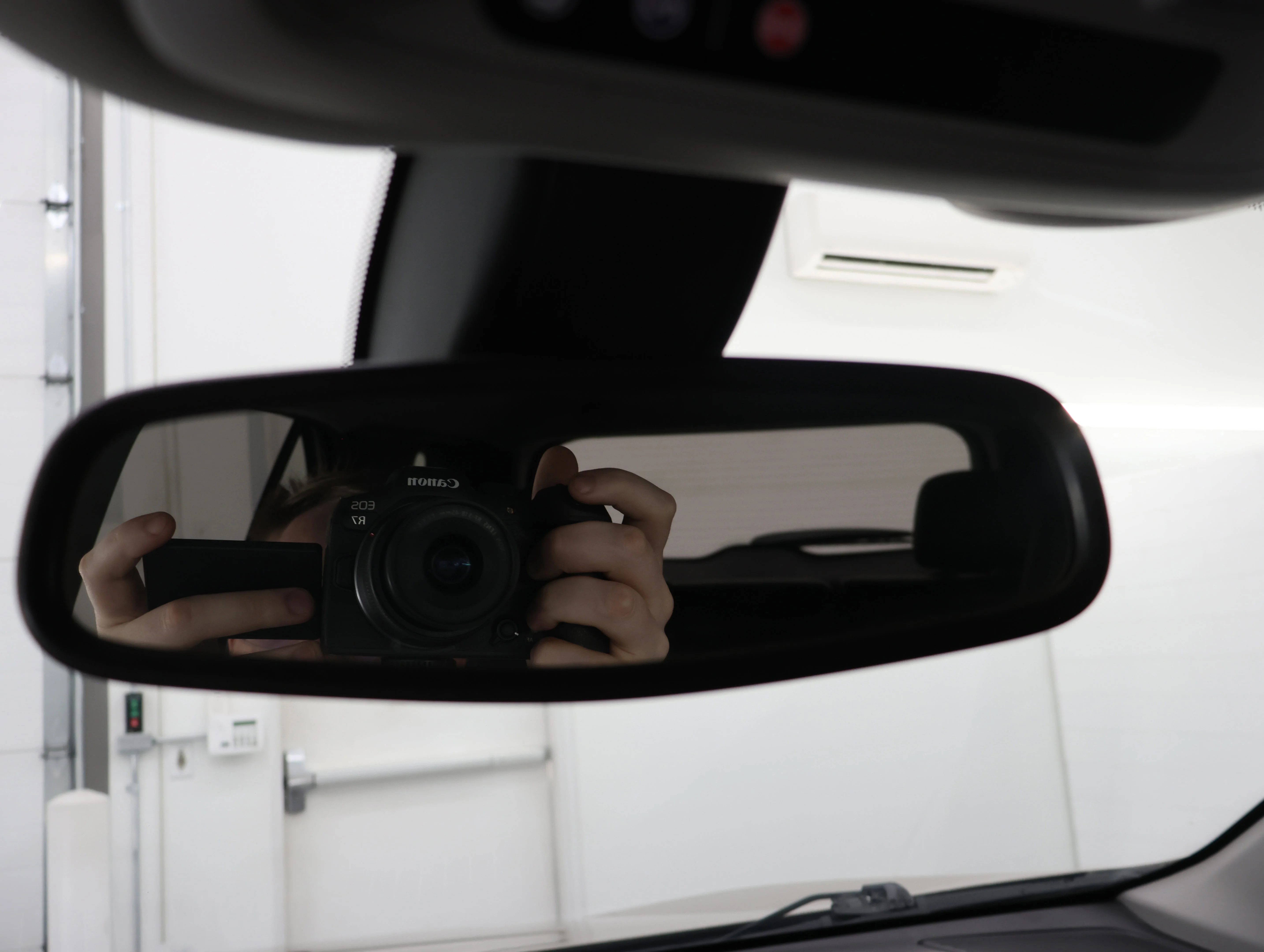 Used 2018 Sandy Ridge Metallic Chevrolet Premier image 57