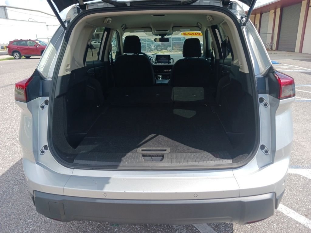 Used 2024 Silver Nissan S image 21