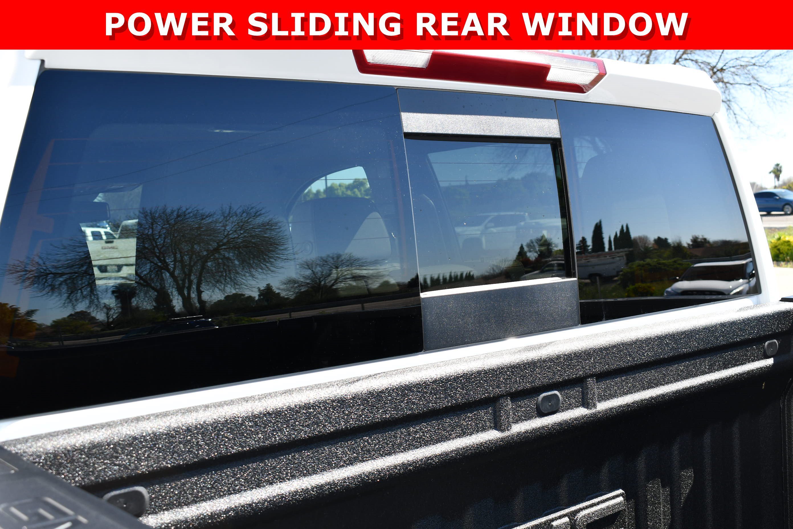 New 2026 Glacier White Tricoat GMC SLT image 8