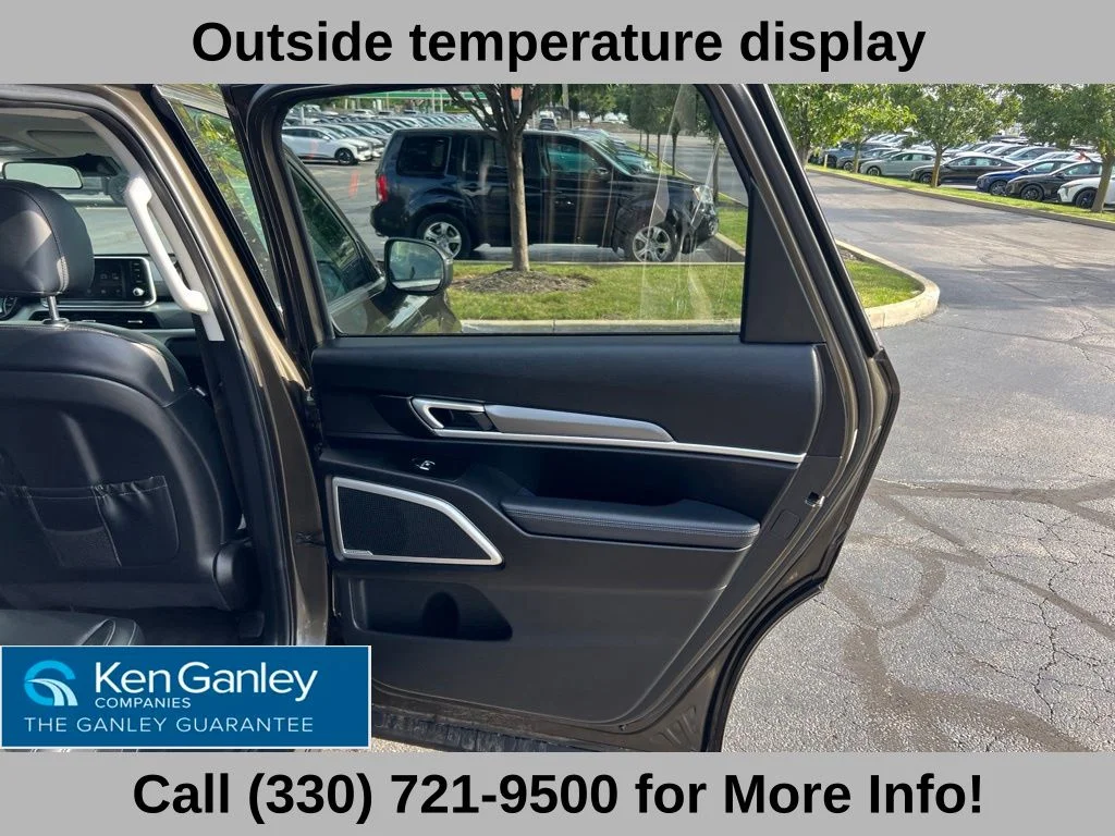 Used 2020 Green Kia S image 52