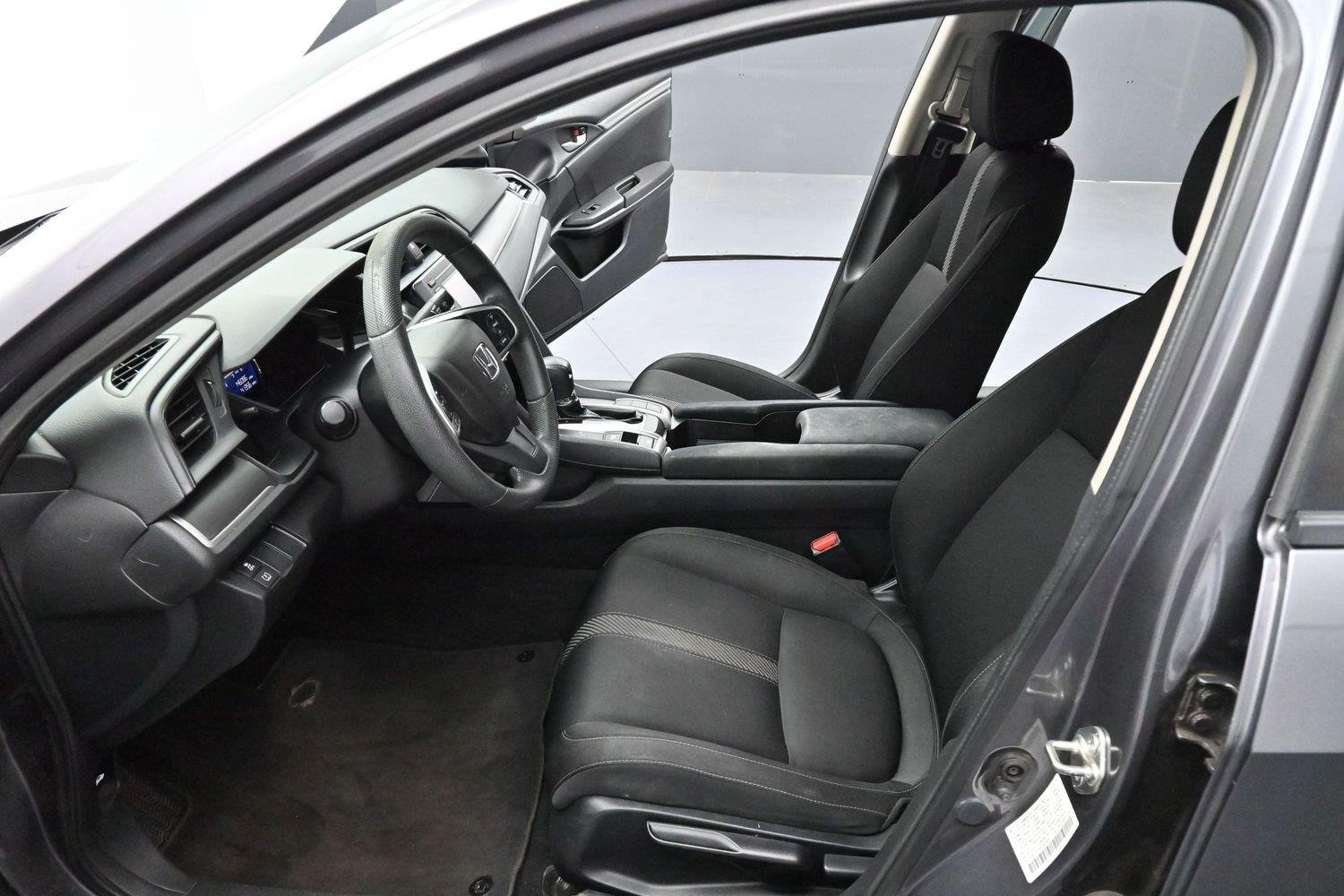 Used 2018 Modern Steel Metallic Honda LX image 11