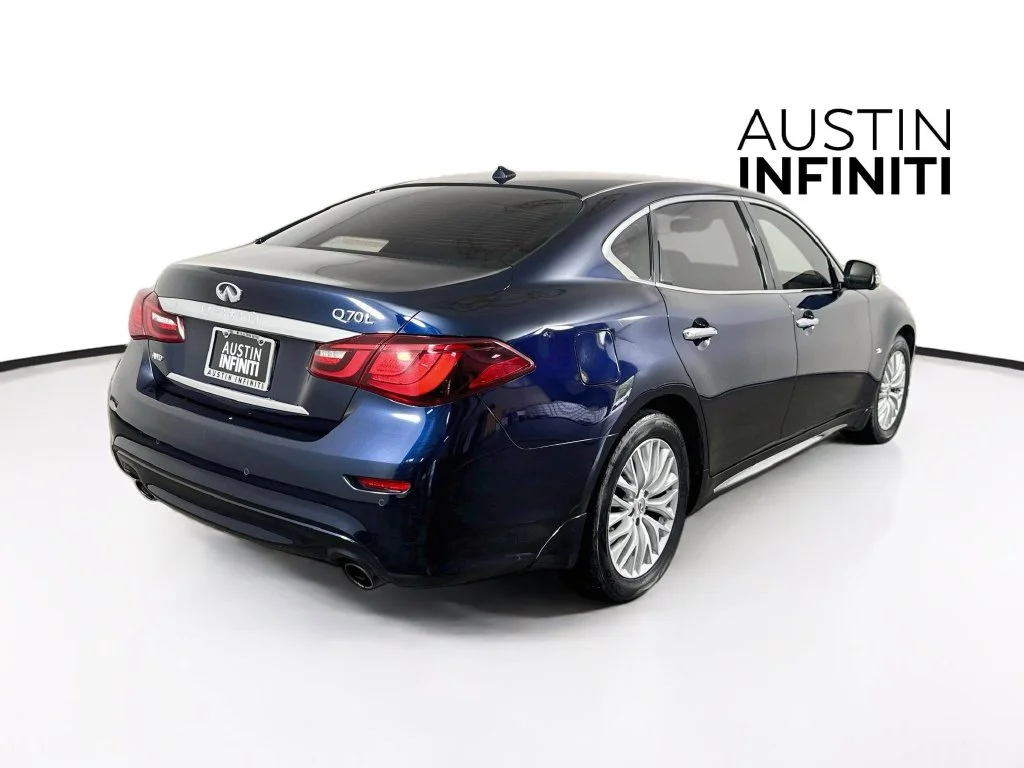 Used 2016 Blue INFINITI 3.7X image 8