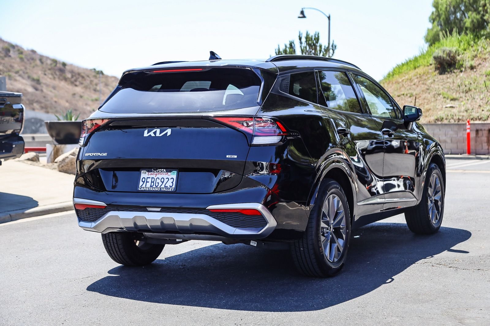 Used 2023 Black Kia SX-Prestige image 4