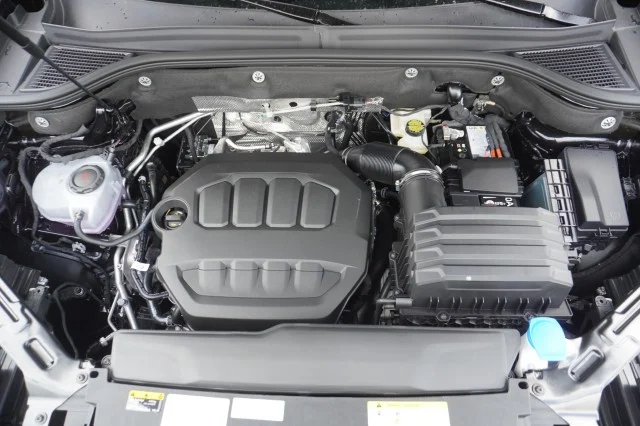 New 2026 Deep Black Pearl Volkswagen 2.0T SEL Premium R-Line image 37