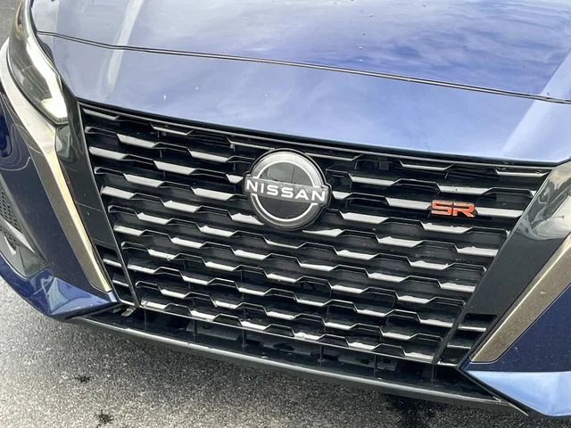 Used 2024 Blue Nissan 2.5 SR image 8