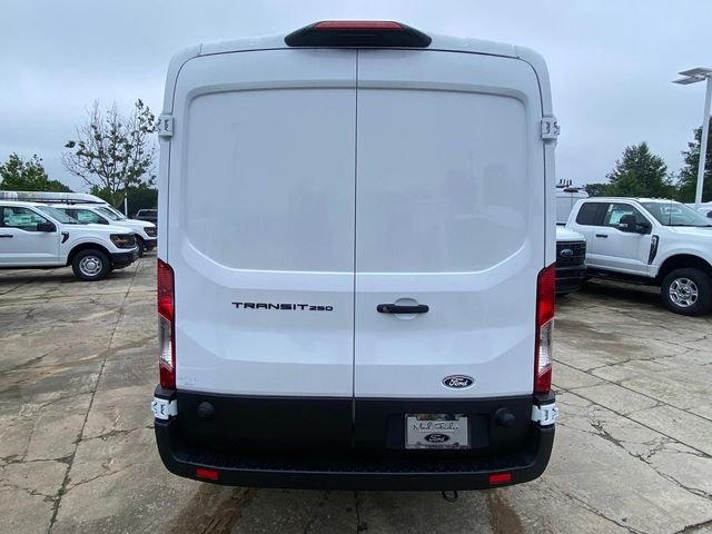 New 2026 White Ford Base image 27