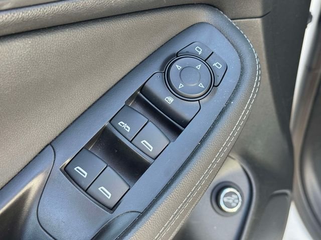 Used 2024 White Buick Sport Touring image 15
