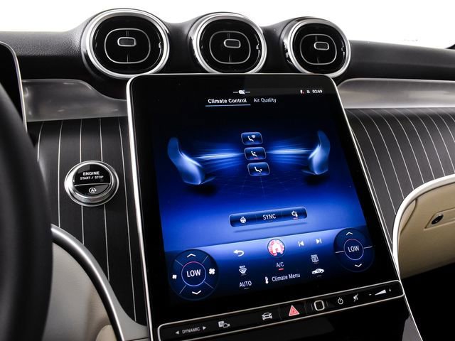 New 2026 Polar White Mercedes-Benz GLC 300 image 67